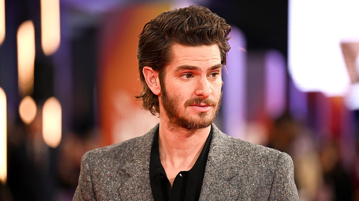 Andrew Garfield Faces Criticism for Comments on Wealth