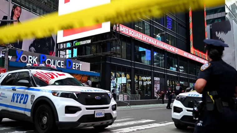 Stabbing Incident in Times Square Results in Two Deaths