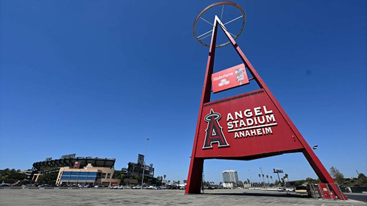 Arte Moreno Era Ends as Angels Sold to Stan Kroenke