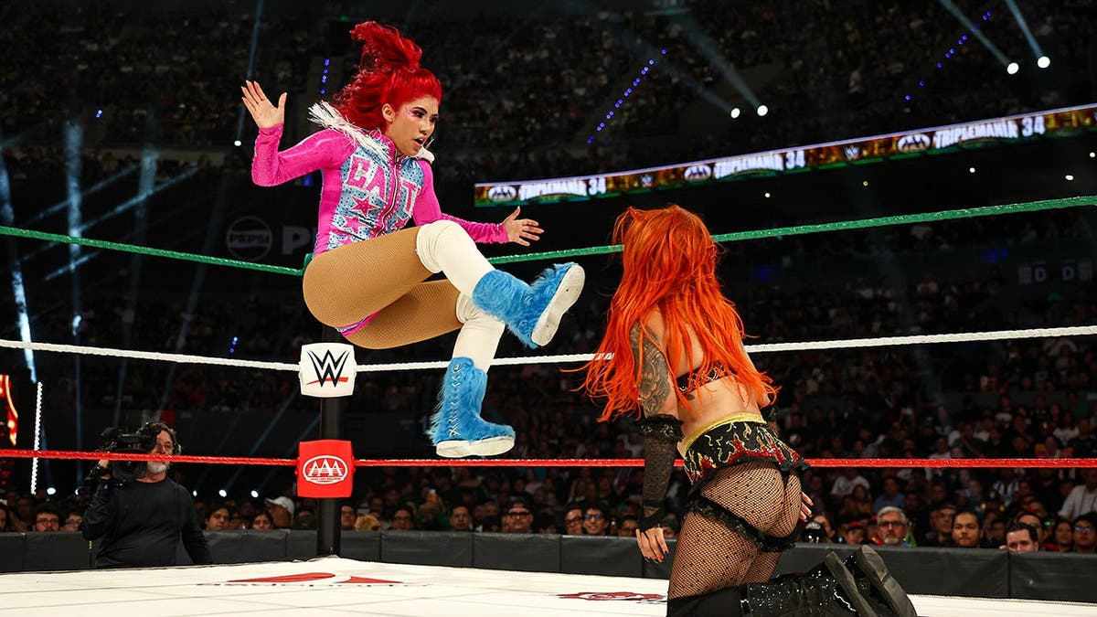 La Catalina Triumphs at Triplemania 34, Claims Reina de Reinas Title