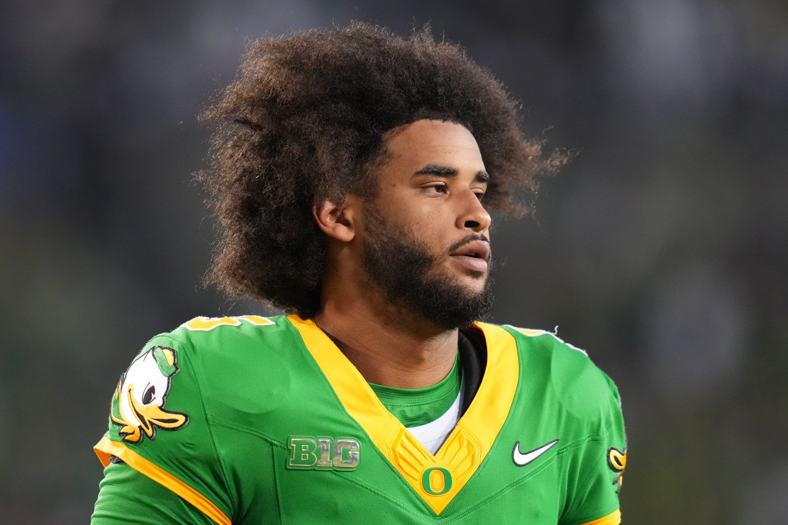 Oregon Ducks Quarterback Dante Moore Suffers Concussion Against USC Trojans