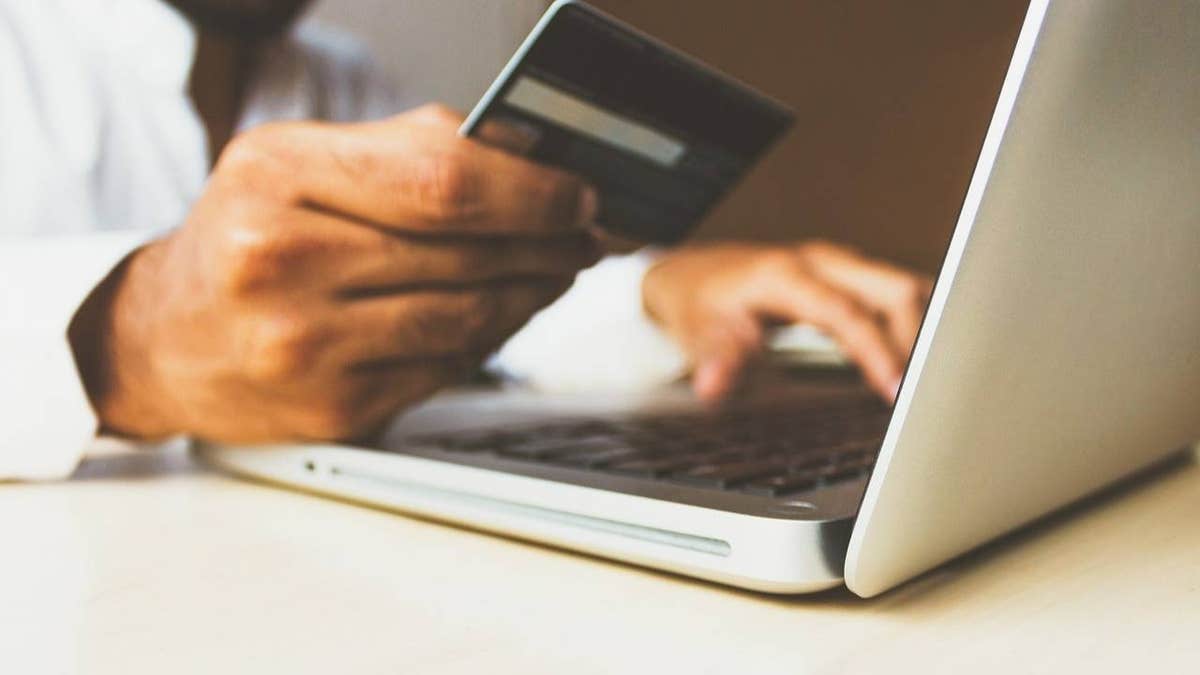 Using a Dedicated Computer for Banking: Pros and Tips