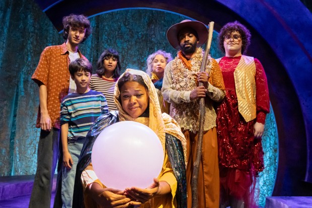 Review of ‘A Wrinkle in Time’ at Lifeline Theatre