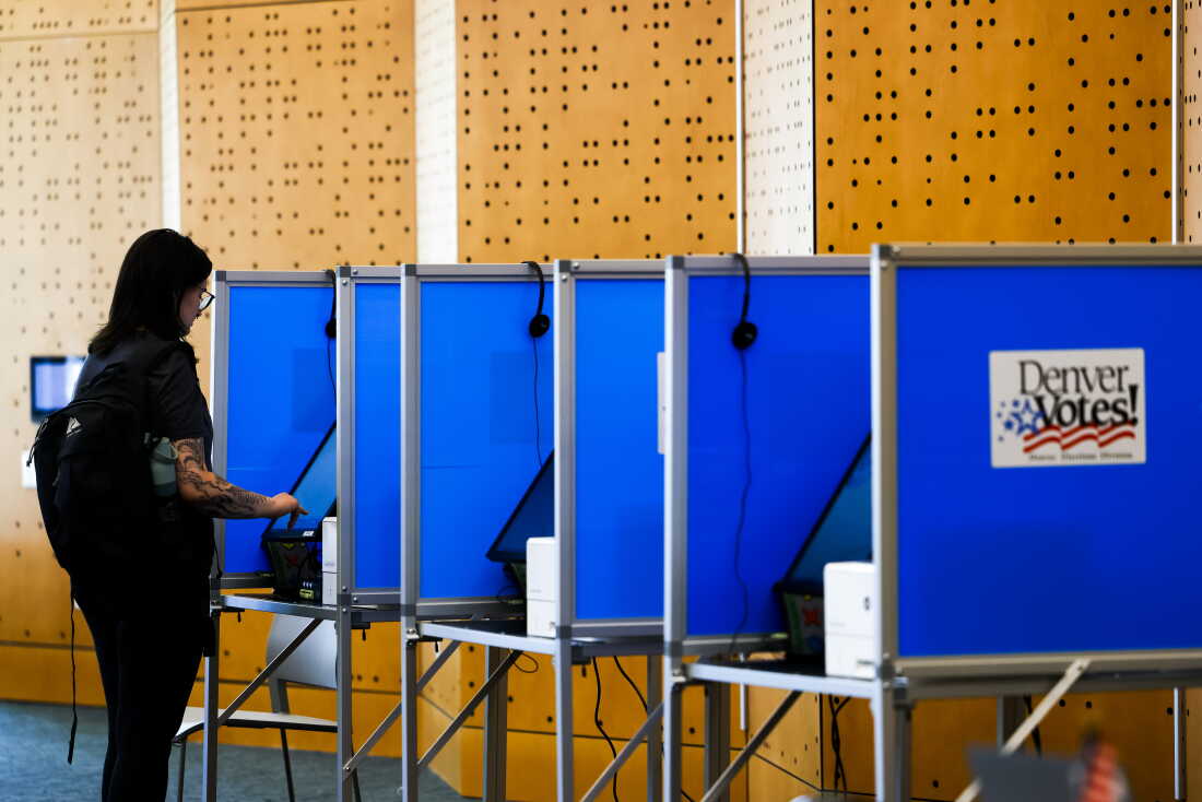 Concerns Over Federal Agents at Polls Rise Amid Lawsuits and Statements
