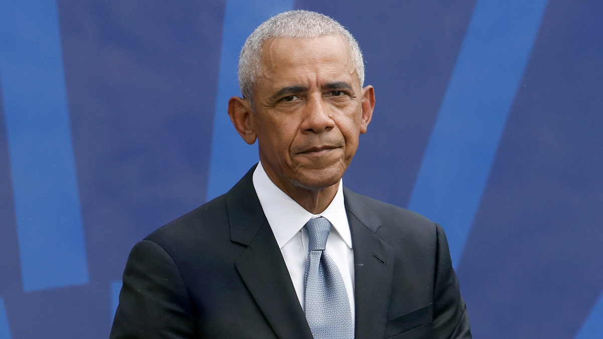 Obama Calls Democrats to Action on AI