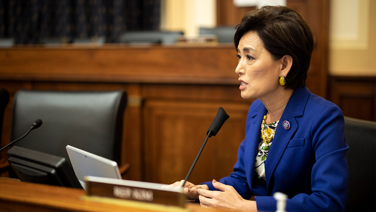 California Republican Targets Congressional Enrichment