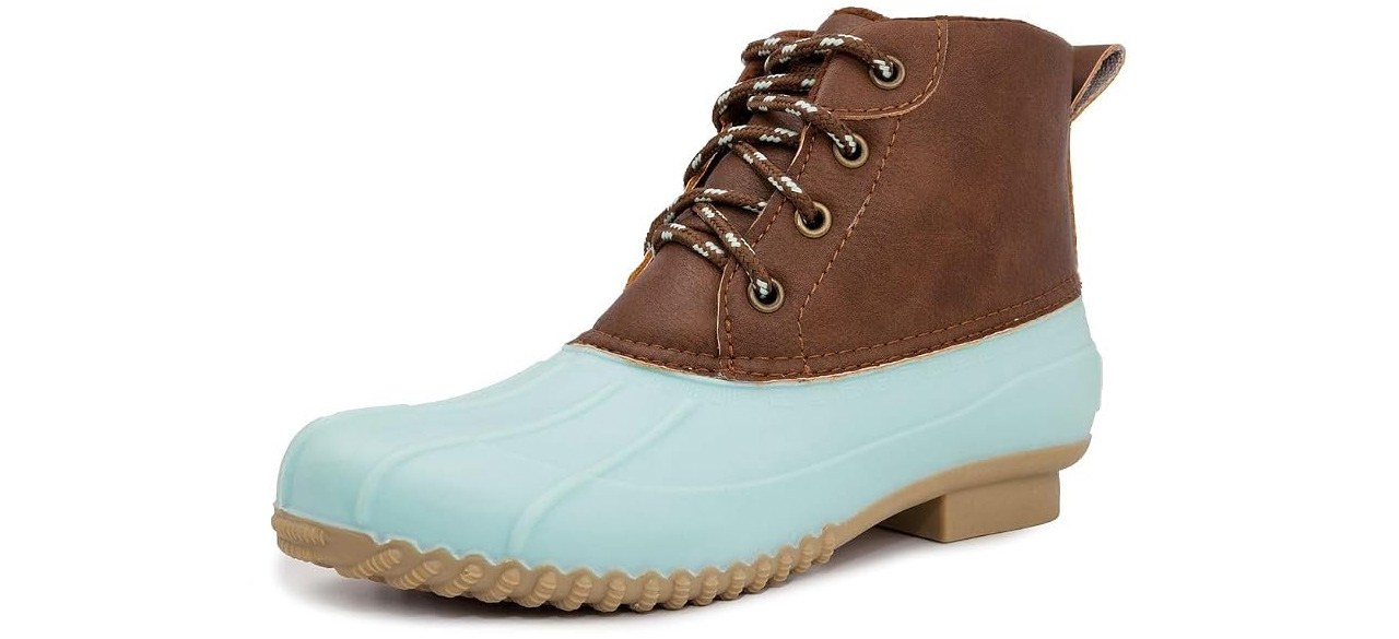Best Duck Boots for Women: Stay Dry and Comfortable in Cold Weather