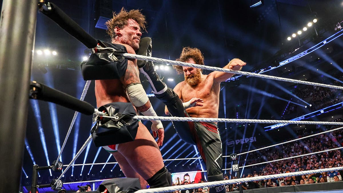 Sami Zayn Crowned Undisputed WWE Champion in Chaotic SmackDown Event