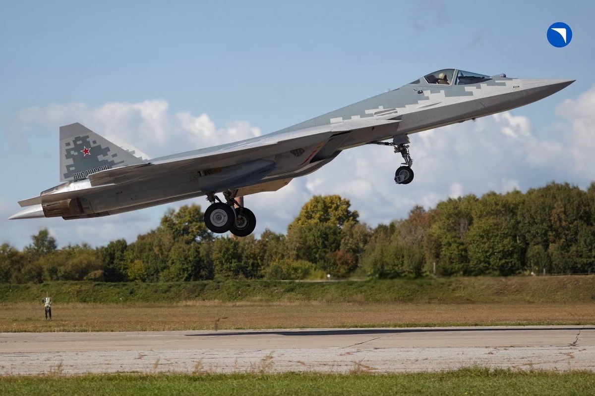 Russia Receives Upgraded Su-57 Fighter Jets Amidst Ongoing Conflict