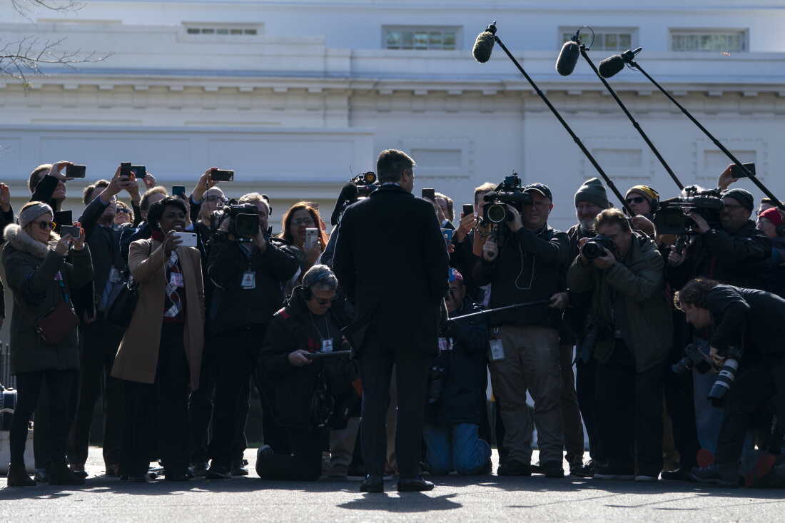 Jim Acosta on White House Ban of Media Outlets