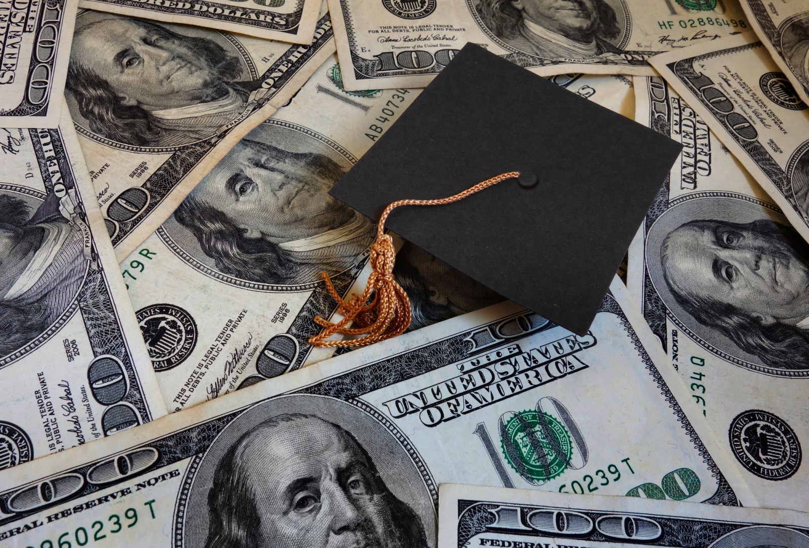 Federal Student Loan Borrowers Face Deadlines for Repayment Plan Changes