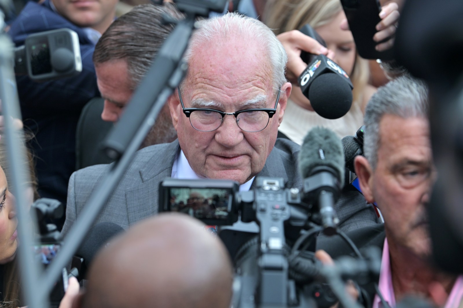 Defense Attorney Appeals for Pardon in Lindsay Clancy Case