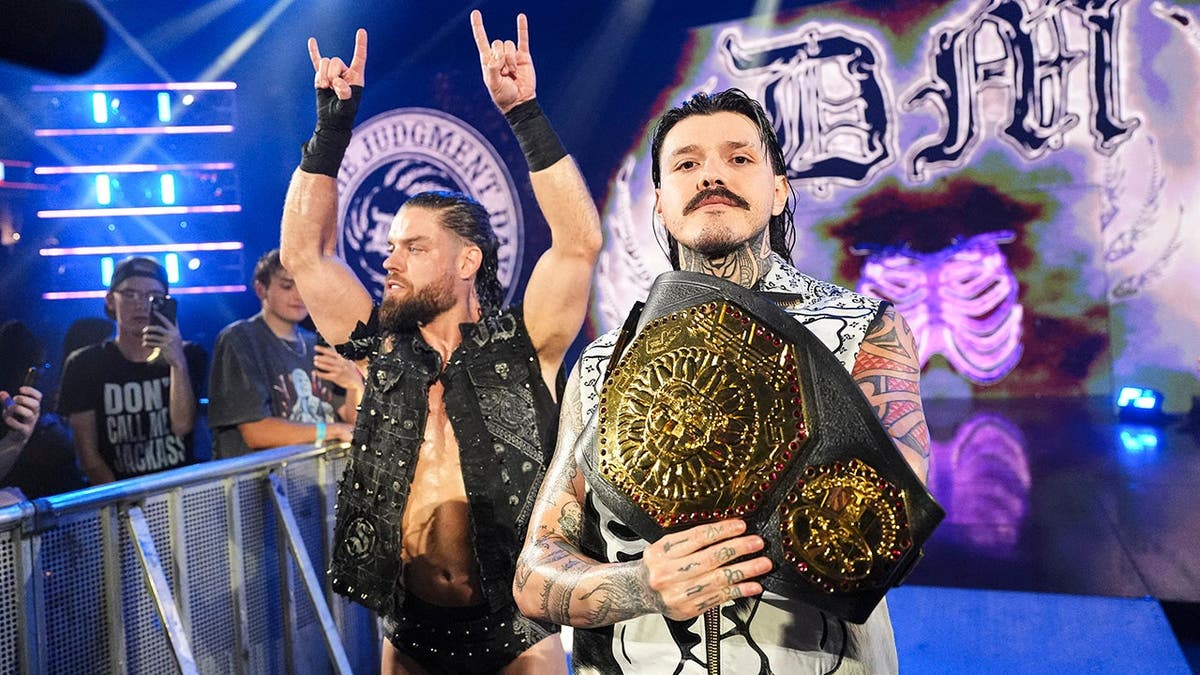 Dominik Mysterio’s Dual Role at Triplemania 34