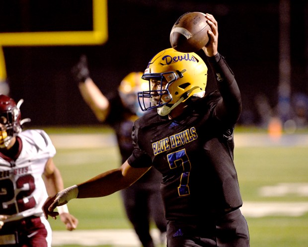 Xavier Vinson’s Journey to Success as Warren’s Quarterback