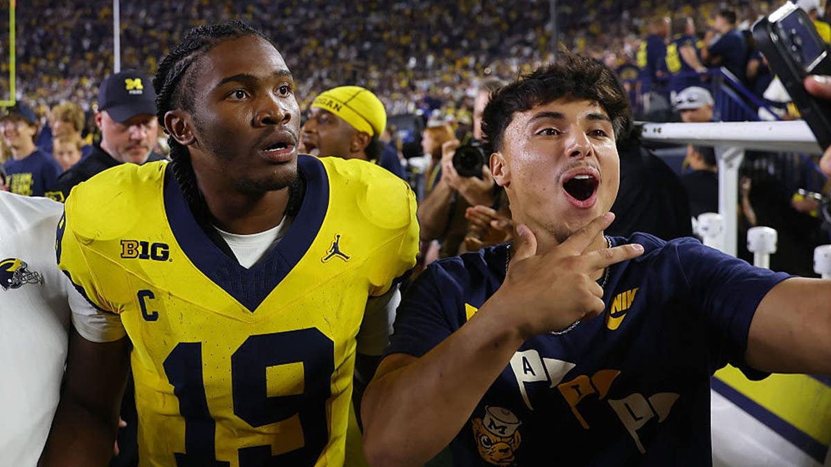 Controversial Ending Helps Michigan Avoid Upset