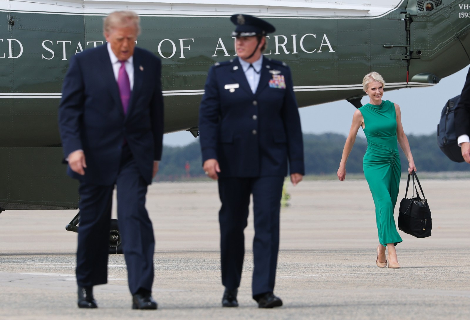 White House Defends Trump’s Cash Gifts to Aides