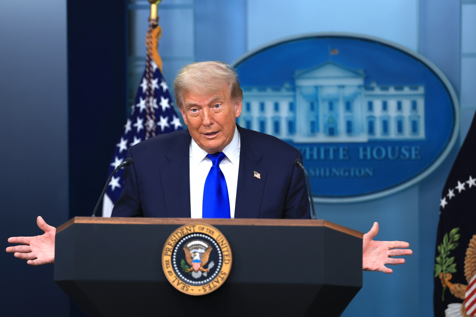 Trump Criticizes U.S. Supreme Court on Major Policy Defeats