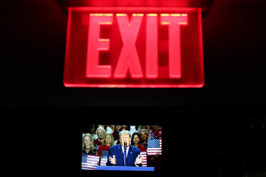 Growing Dissent Within the Republican Party Ahead of 2026 Midterms