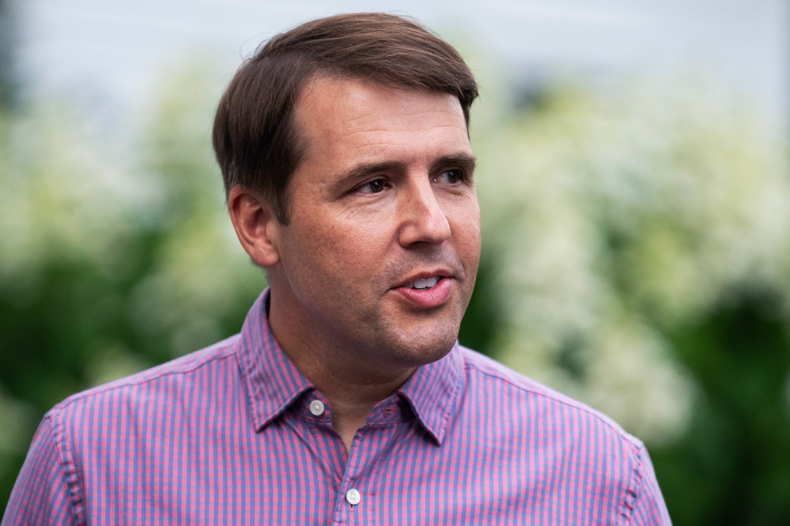 Polling Shows Tight Race in New Hampshire Senate Contest