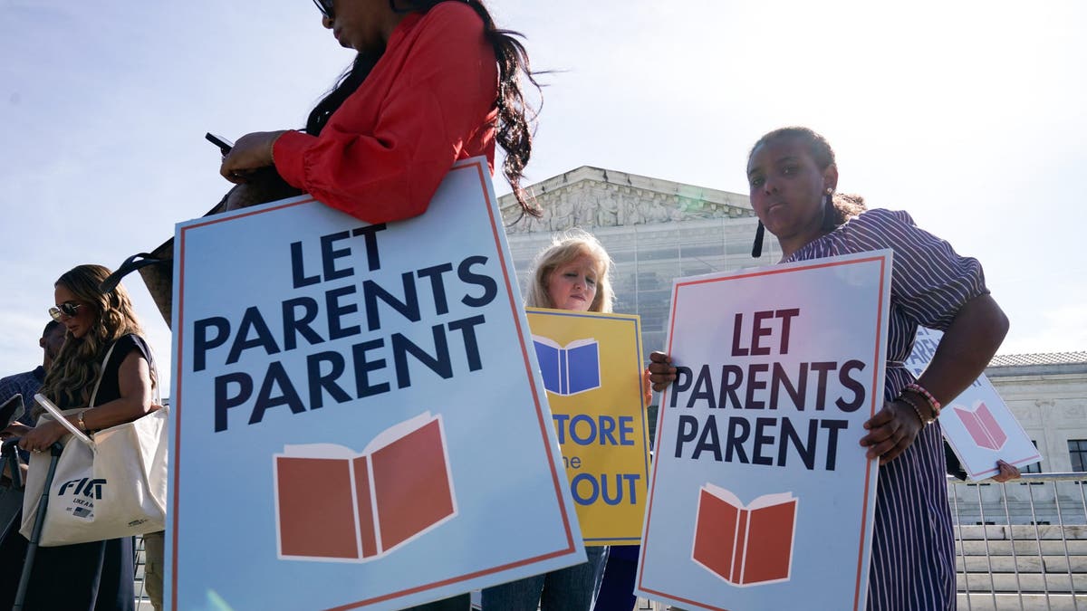 New Jersey School District Faces Lawsuit over Gender Policy