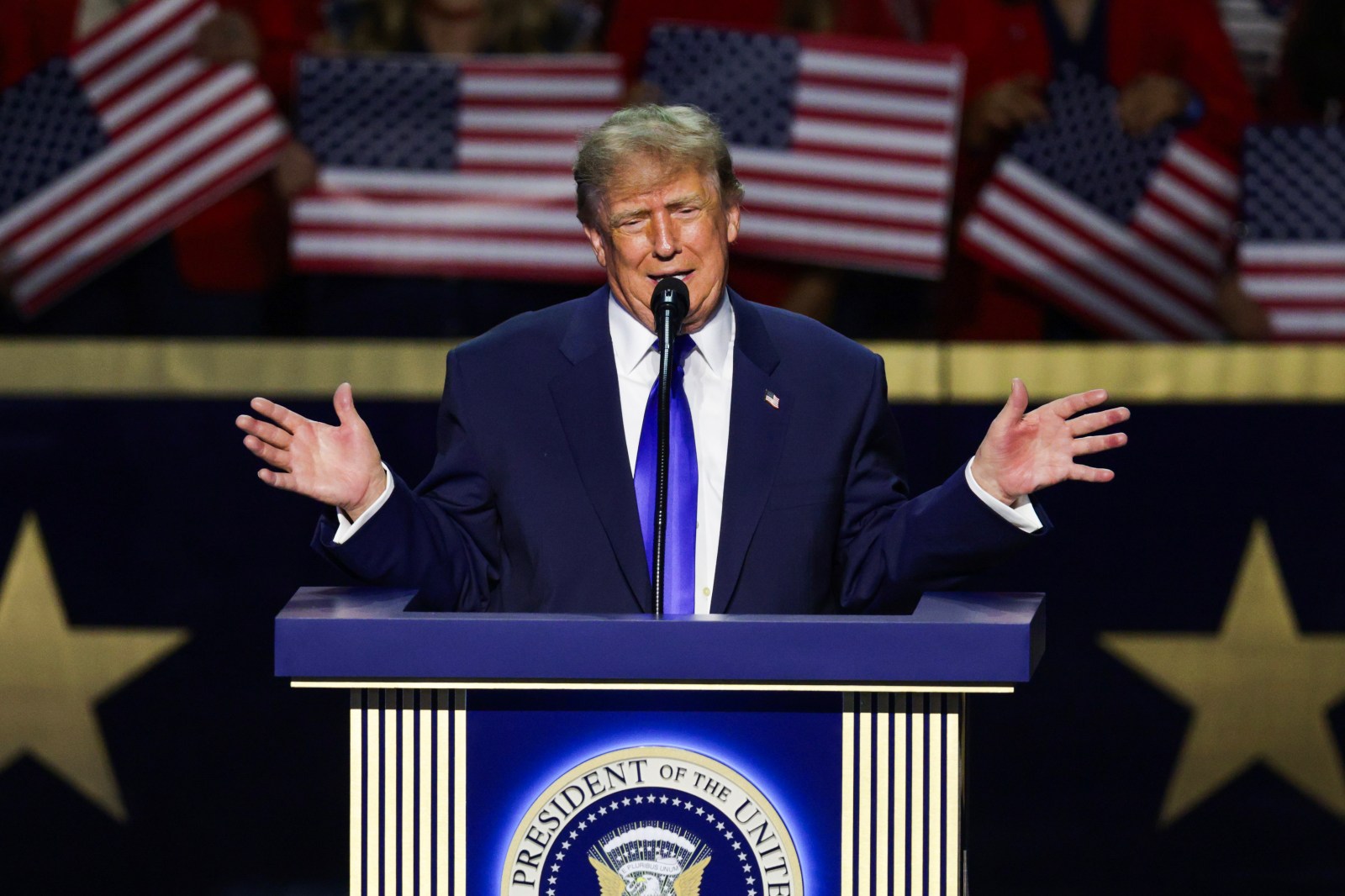 Republicans Propose $5,000 Payments Amid Election Debate