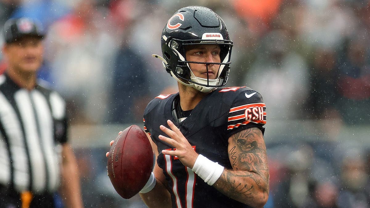 Chicago Bears Facing Quarterback Challenges with Caleb Williams and Tyson Bagent