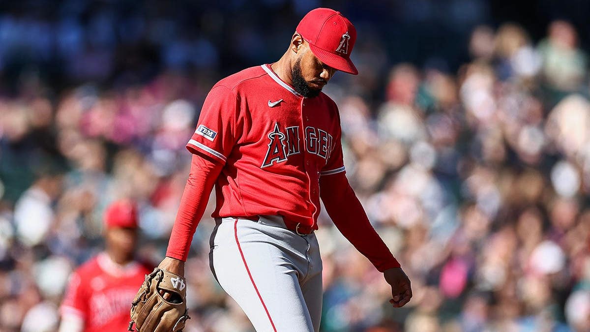 Angels Face Unprecedented 100-Loss Season