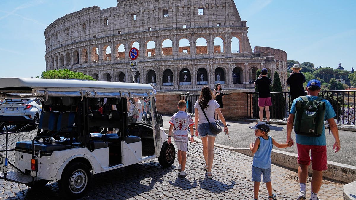 Rome’s Golf Cart Controversy: Balancing Tourism and Local Life