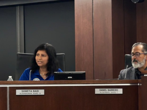 Aurora Officials Debate Residency Rules for Department Heads
