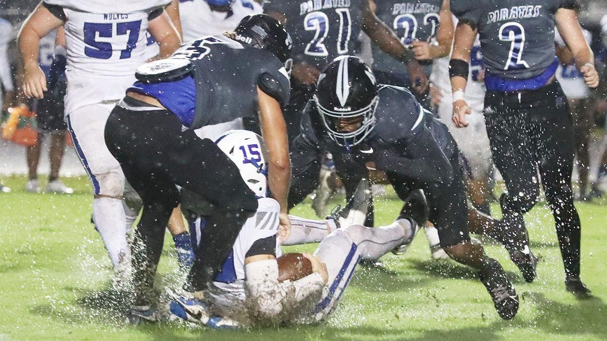 High School Football Game Turns Chaotic in Florida