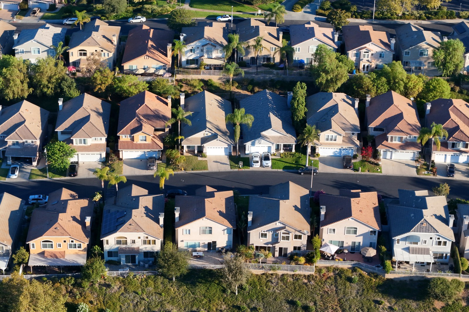 Voter Concerns Rise Amid Housing Affordability Crisis During Midterms