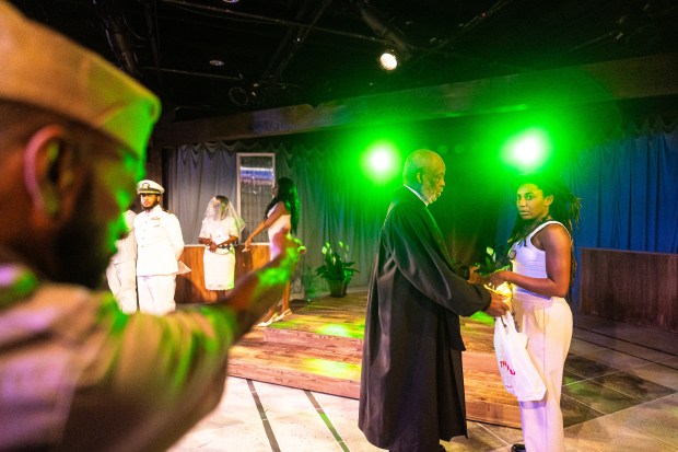 Review of ‘Hayward’ by Netta Walker at Steppenwolf’s 1700 Theater