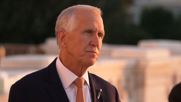 Sen. Thom Tillis Blasts Trump’s Advisers in New Book