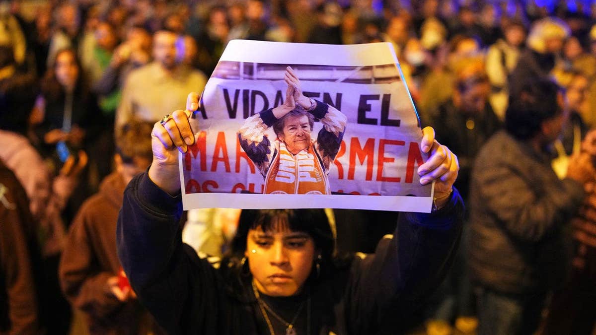 Elderly Woman’s Eviction Spurs Political Crisis in Spain