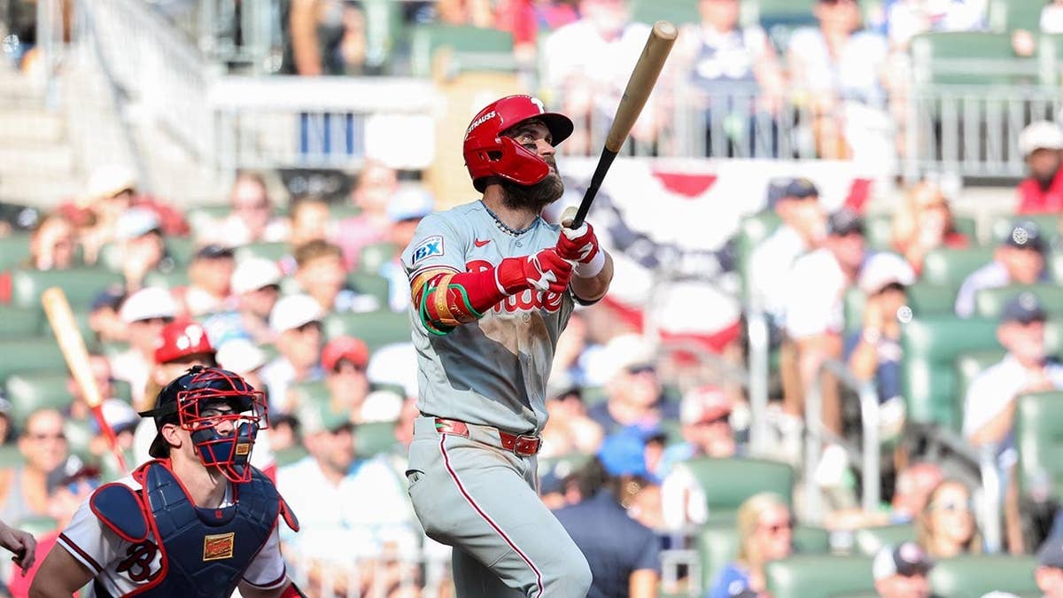 Phillies Force Game 3 with 10th-Inning Victory Over Braves