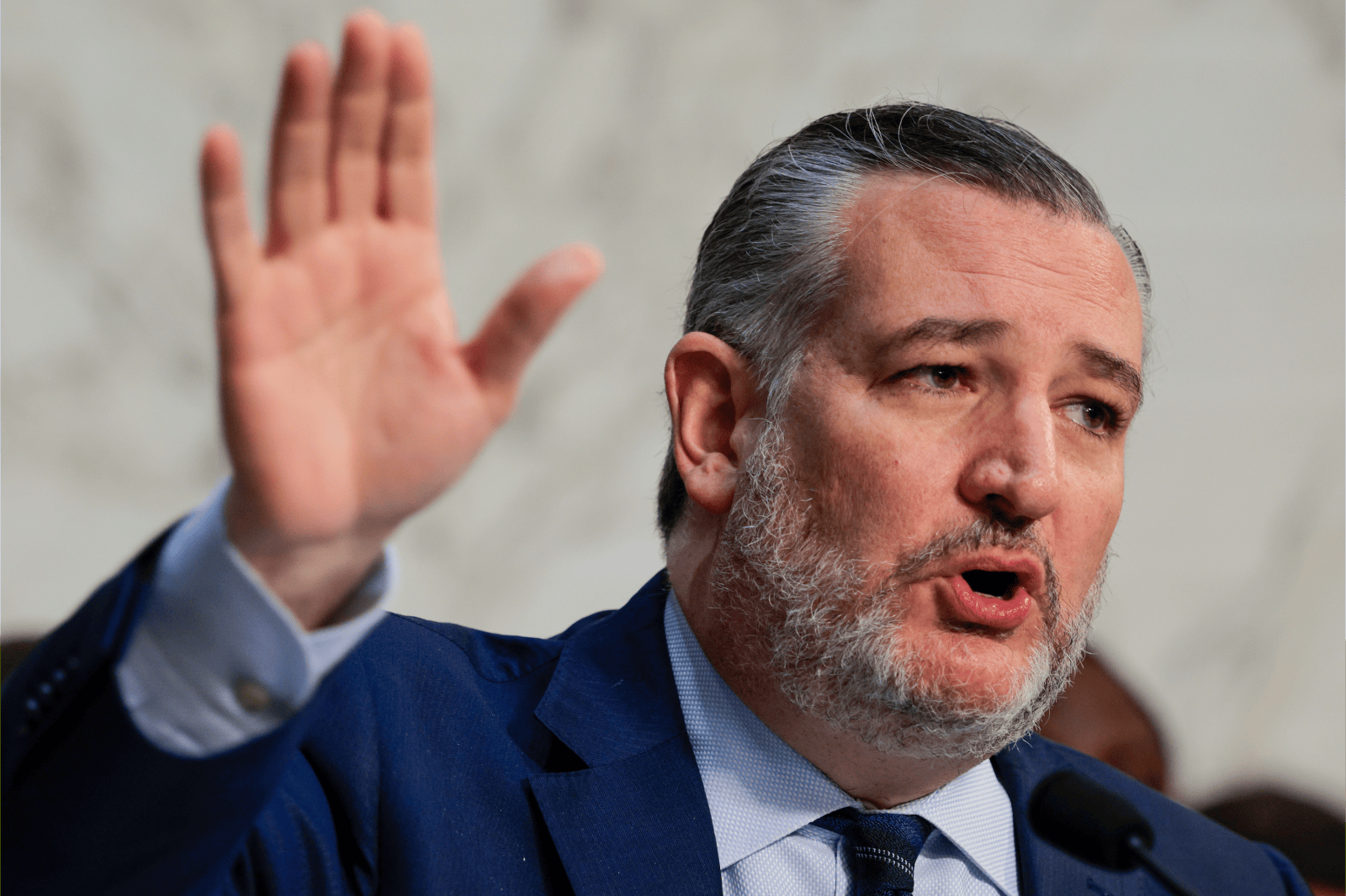 Cruz and Vance Clash Over 2028 Presidential Ambitions