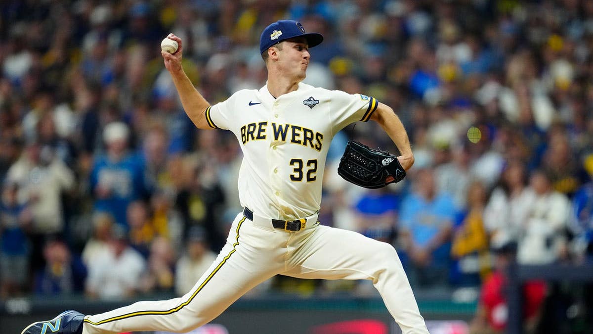 Brewers Triumph in World Series Game 1 Against Rays