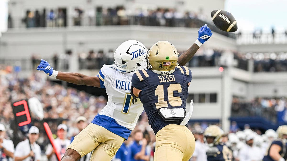 Improbable Touchdown by Tulsa in SEC Rivalries’ Shadow