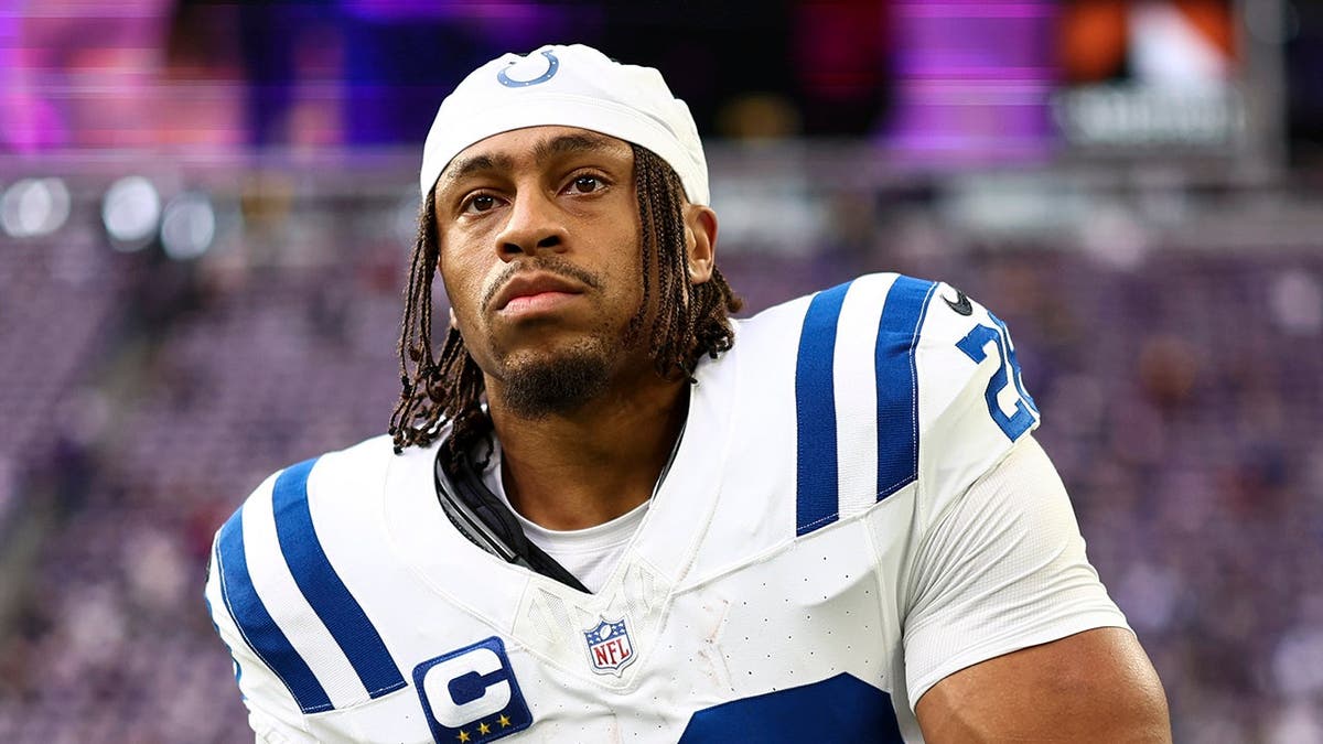 Trade Uncertainty Surrounds Indianapolis Colts Amidst Key Player Departures