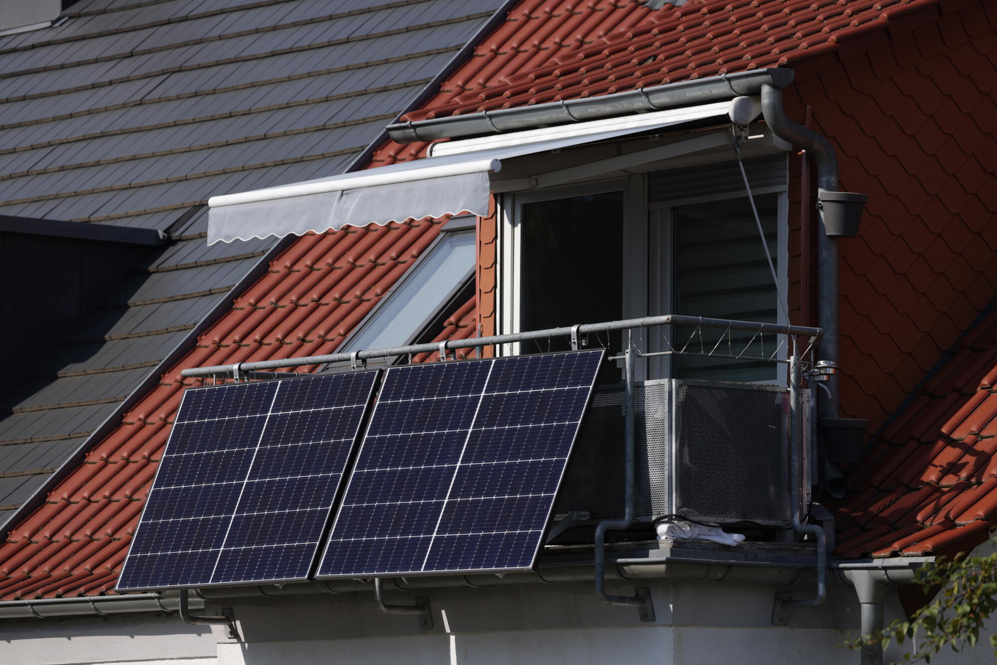 California Moves Forward with Plug and Play Solar Act