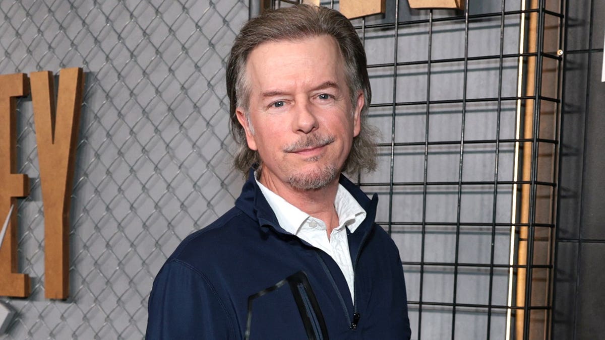 David Spade and Dana Carvey Critique Hollywood’s Emphasis on Race and Gender