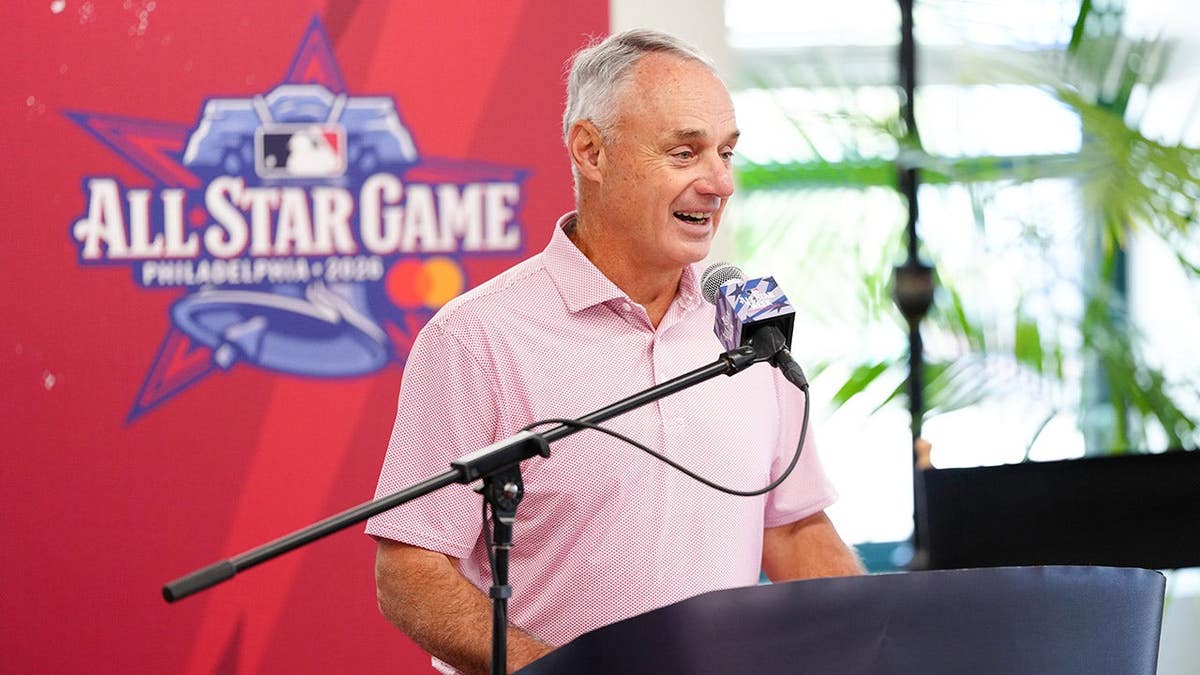 MLB Owners Propose 154-Game Season with Changes to Playoff Format