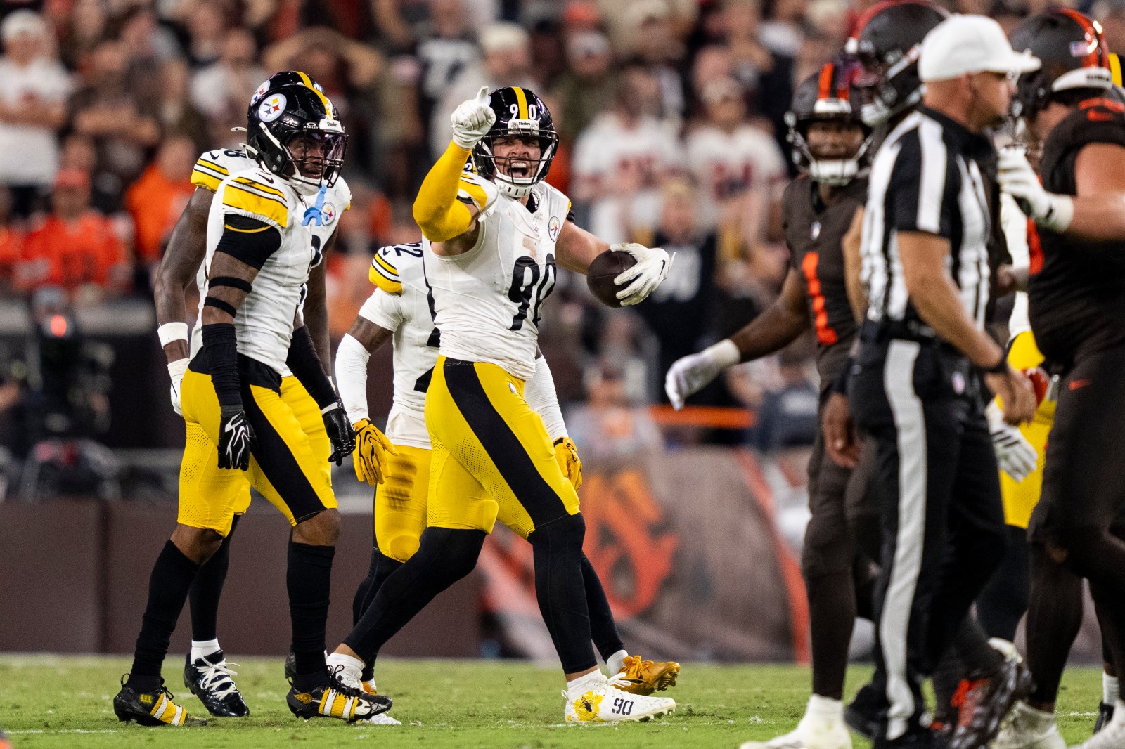 Tensions Flare as TJ Watt Expresses Frustration During Steelers’ Loss