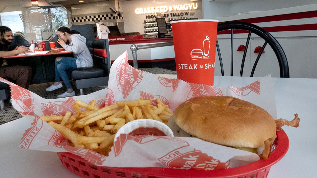 Steak ‘n Shake Makes Bold Ingredient Changes
