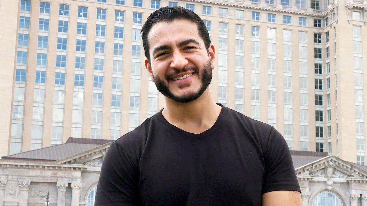 Abdul El-Sayed and the Debate on His Political Stance