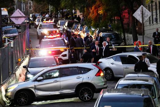 Suspect Arrested After Fatal Stabbing in Chicago Lawn