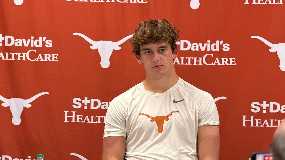 Pressure and Expectations Surround Arch Manning at Texas