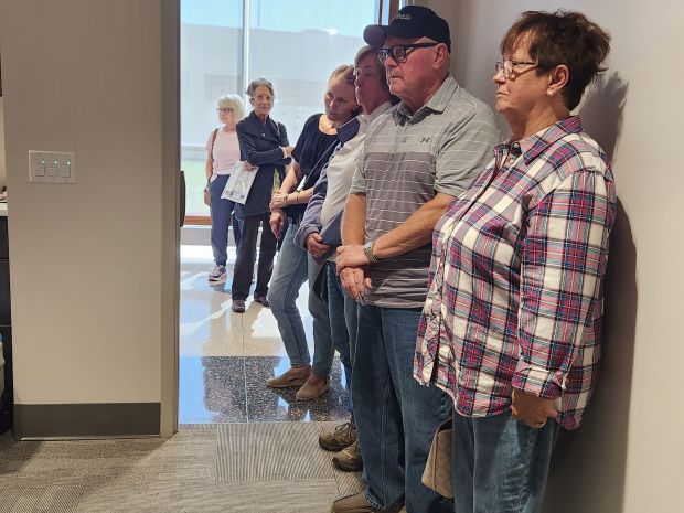 Lake County Voters Kick Off Election Season with Early Voting