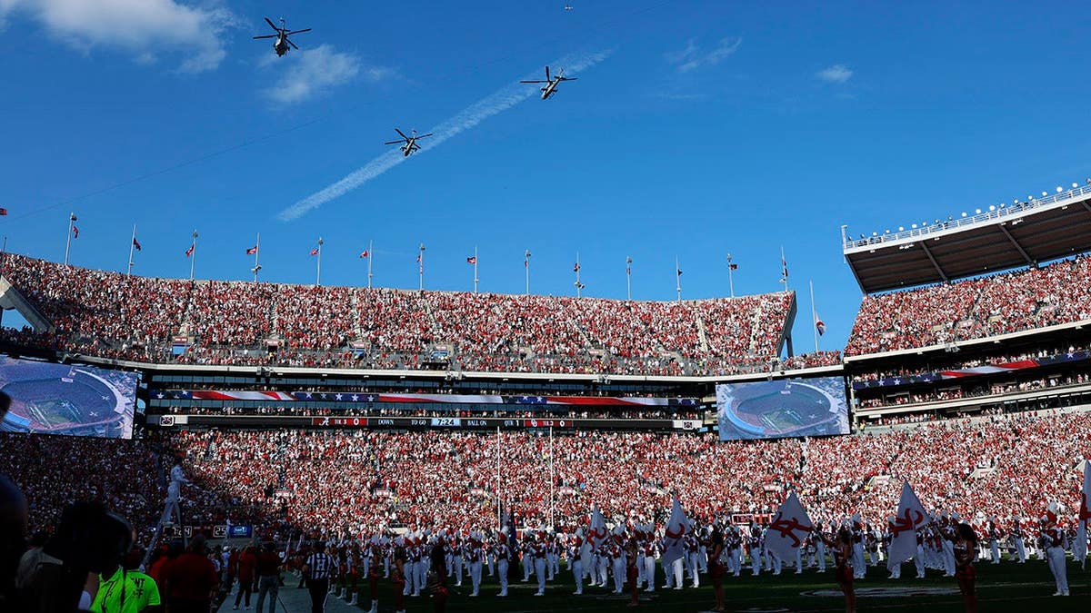 Hurricane Isaias Threatens Alabama-Georgia Showdown