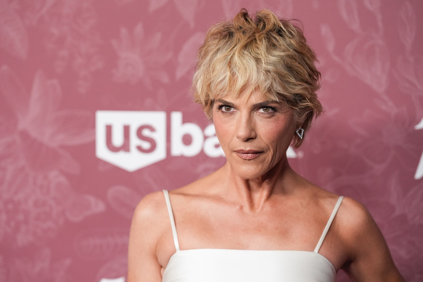 Selma Blair Faces Allegations of In-Flight Disruption and Assault